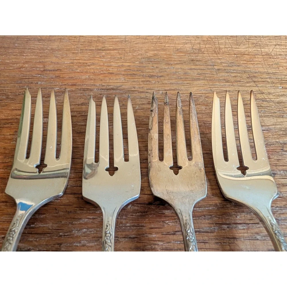 Oneida set four